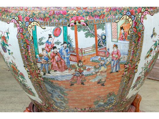 Chinese Export Rose Medallion Porcelain Jardiniere On Wood Stand