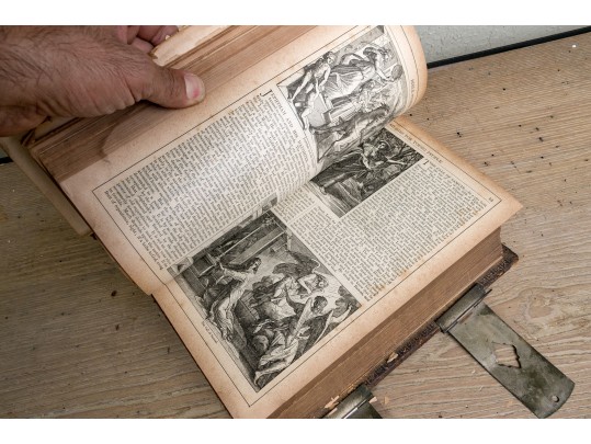 The Pronouncing Edition Of The Holy Bible, Joyce Brothers & Co. Massachusetts, Copyright 1890