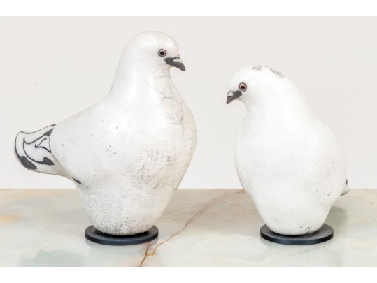 Glo Coalson Associated Pair Of Ltd Ed Ceramic Pidgeons