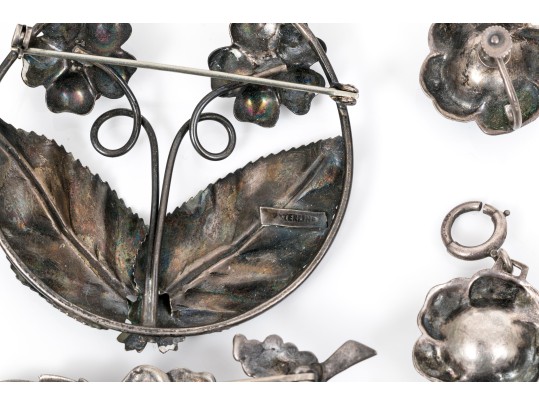 Assorted Sterling Silver Lot Of Pretty Rose Motif Jewelry Pieces