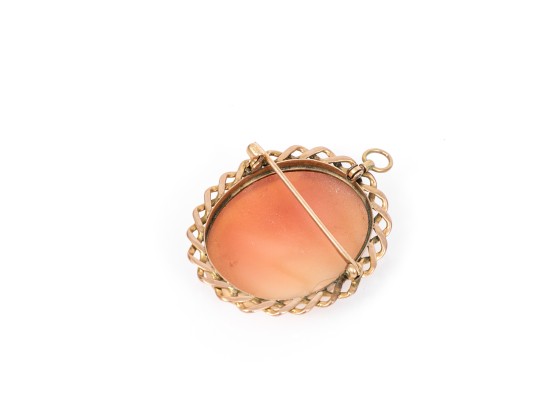 10k Yellow Gold Handsome Vintage Flat Twisted Framed Cameo Pin/pendant