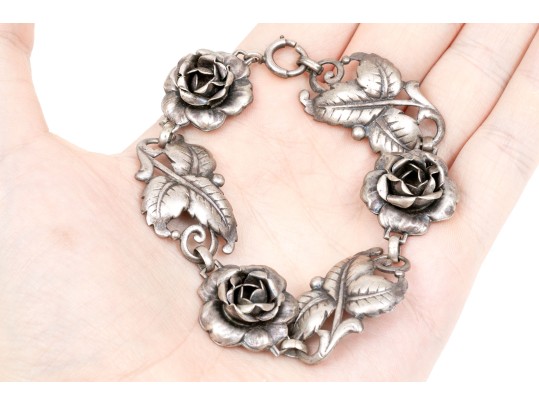 Assorted Sterling Silver Lot Of Pretty Rose Motif Jewelry Pieces