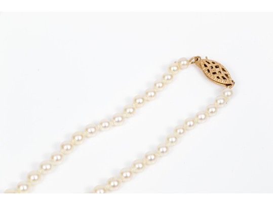 Lovely Graduated 3.5mm To 6mm Cultured Pearl Necklace, With A 14k Clasp