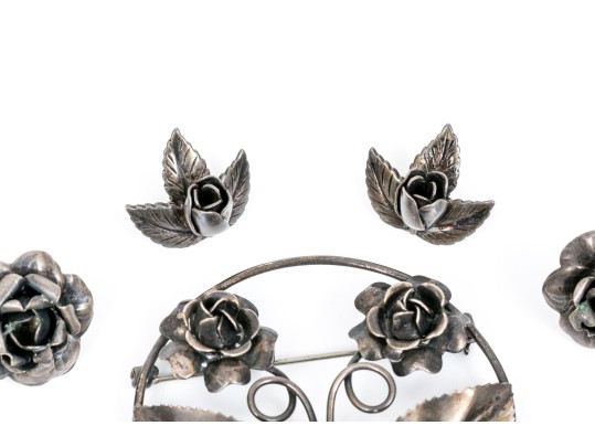 Assorted Sterling Silver Lot Of Pretty Rose Motif Jewelry Pieces