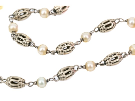 18k White Gold Handsome Alternating Filigree Bead And Seed Pearl Link Bracelet