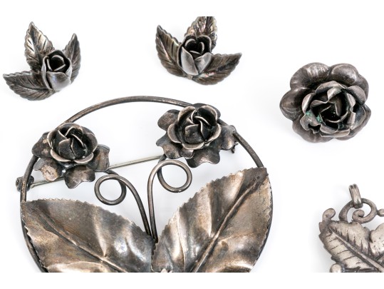Assorted Sterling Silver Lot Of Pretty Rose Motif Jewelry Pieces