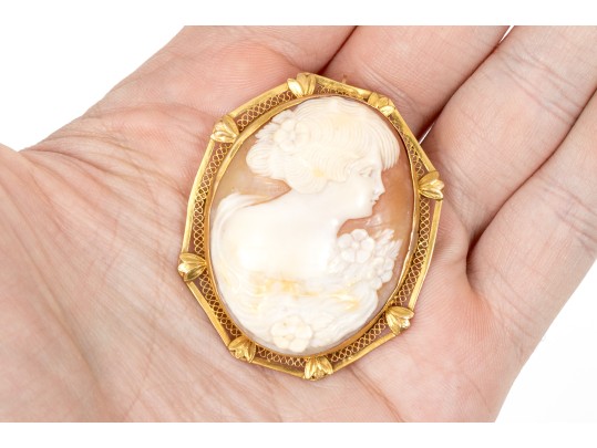 14k Yellow Gold Striking Vintage Filigree Framed Cameo Brooch/pendant
