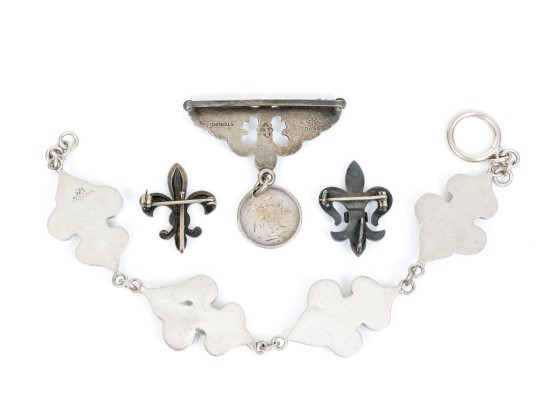 Assorted Sterling Silver Lot Of Striking Fleuer De Lis Motif Jewelry Pieces