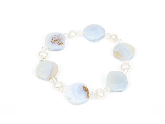 Pretty Faceted Blue Chalcedony And Cultured Freshwater Pearl Necklace And Bracelet