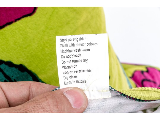 Vintage Retro Pair Of Vibrant Cotton Accent Pillows With Floral Decoration