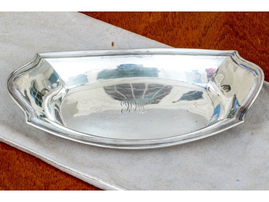 Moore & Hofman Sterling Silver Bread Dish, 5.15 Ozt.
