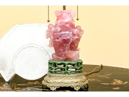 Gorgeous Chinese Carved Rose Quartz Lidded Vase Form Table Lamp, 20th C.