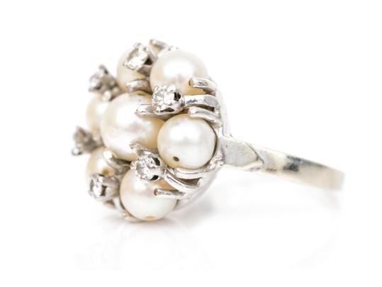 14k White Gold Vintage Pretty Cultured Pearl And Diamond Cluster Ring, Size 3
