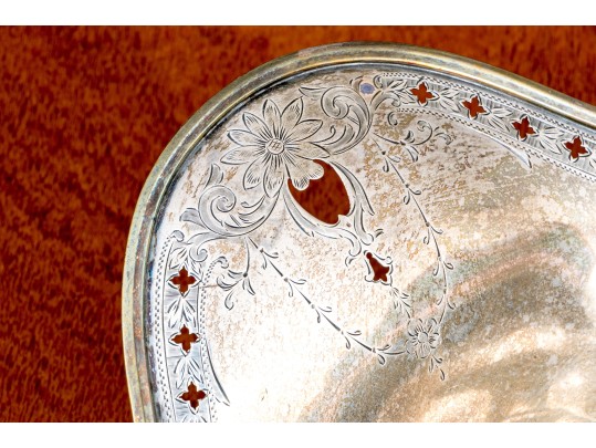 Alvin Sterling Silver Quatrefoil Serving Bowl, 11.15 Ozt.