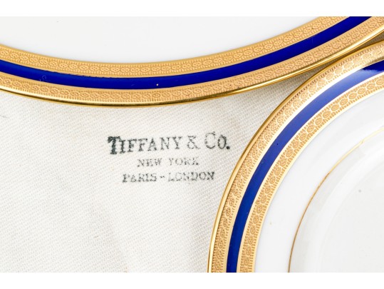 Twenty Four Piece Lenox For Tiffany & Co. China Plates