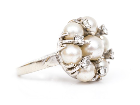 14k White Gold Vintage Pretty Cultured Pearl And Diamond Cluster Ring, Size 3