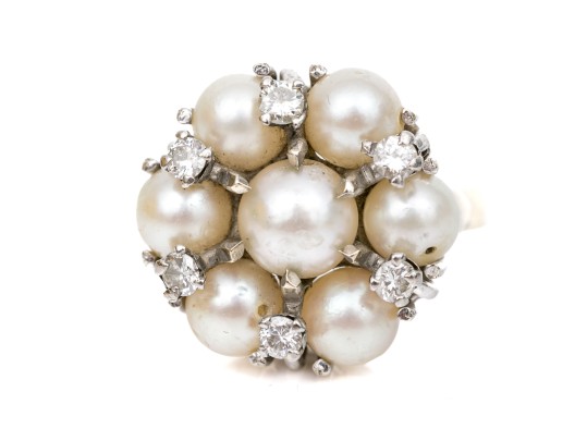 14k White Gold Vintage Pretty Cultured Pearl And Diamond Cluster Ring, Size 3