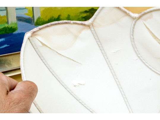 Gorgeous Chinese Carved Rose Quartz Lidded Vase Form Table Lamp, 20th C.