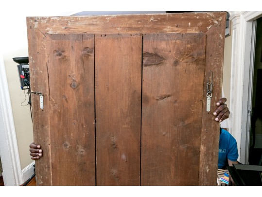 Antique Ca. 1840 Carved And Gilt Finished Framed Mirror