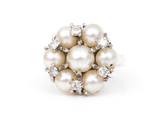 14k White Gold Vintage Pretty Cultured Pearl And Diamond Cluster Ring, Size 3
