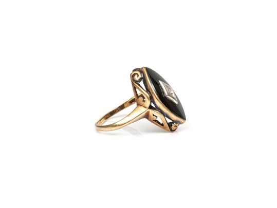 10k Yellow Gold Antique Navette Profile Black Onyx Ring, Size 7.25