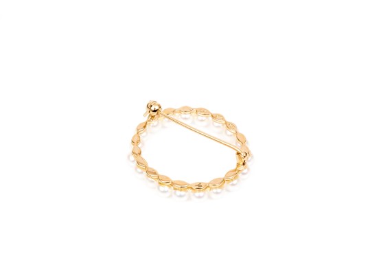 14k Yellow Gold Simple 3.75mm Cultured Pearl Circle Pin