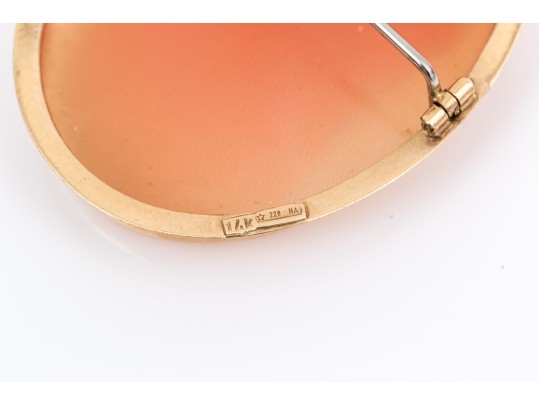 14k Yellow Gold Pretty Ornate Cameo Brooch/pendant, Simply Framed