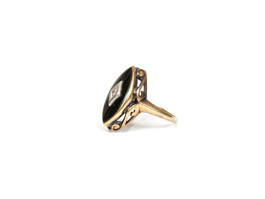 10k Yellow Gold Antique Navette Profile Black Onyx Ring, Size 7.25