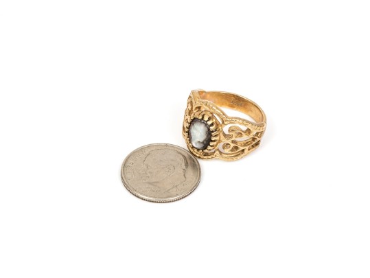 14k Yellow Gold Ornate Vintage Silhouette Mother-of-pearl Cameo Ring, Size 4.75