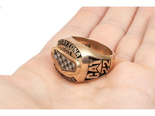 10k Yellow Gold Fabulous Daytona 500 2002 Black And White Diamond Winners Ring, Size 12.5
