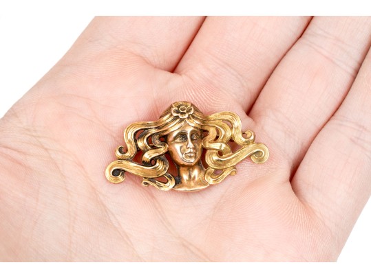 14k Yellow Gold Beautiful Classic Art Nouveau Figural Brooch, With Watch Hook