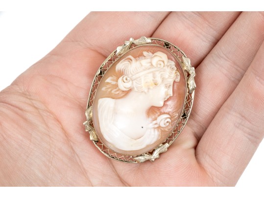 14k White Gold Lovely Filigree Framed Cameo Brooch/pendant