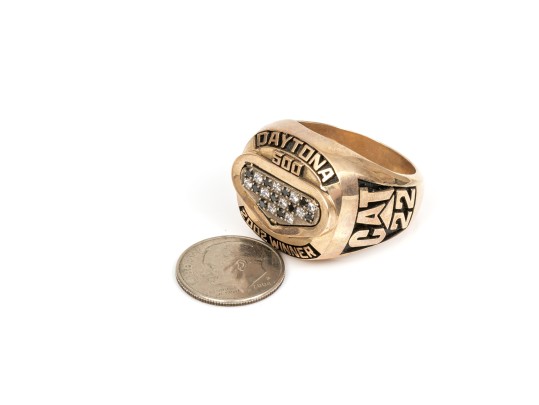 10k Yellow Gold Fabulous Daytona 500 2002 Black And White Diamond Winners Ring, Size 12.5