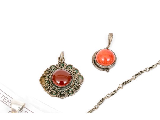 Lot Of Assorted Handsome Southwestern Style Sterling Silver Jewelry Pieces