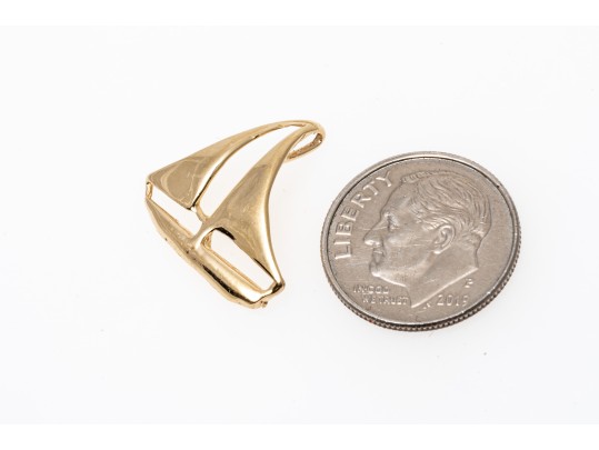 Cheerful 14K Sail Boat Charm Pendant
