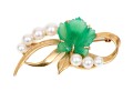 14k Yellow Gold Pretty Cultured Pearl And Green Chalcedony Leaf Motif Swirl Brooch