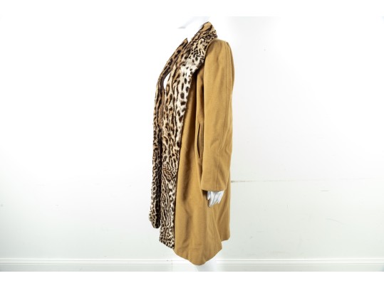 Townley Jackson & Moyer Women's Fur Coat (Small)