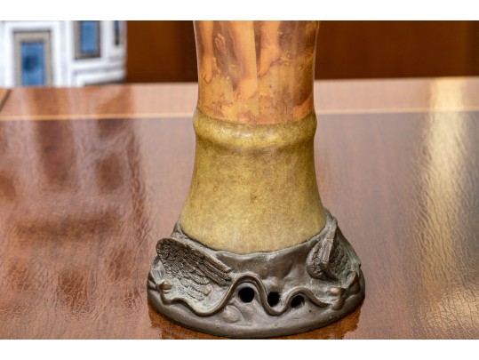 Elegant Decorative Garniture Trio