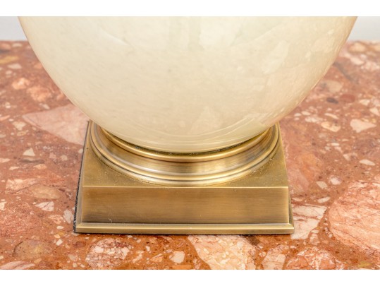 Fabulous Decorative Crafts Inc. Glass Vase Table Lamp