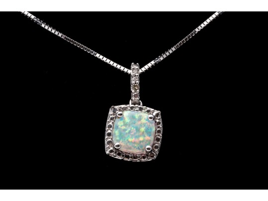10K White Gold Opal Pendant Necklace