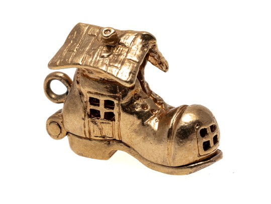 14K Old Woman And A Shoe Charm / Pendant