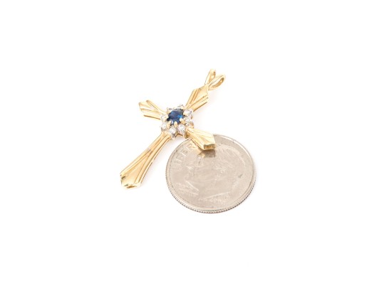 14k Yellow Gold Pretty Blue And White Halo Sapphire Cluster Ribbed Cross