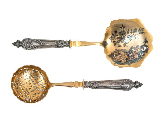French Beautiful Pair Of Ornate Vintage 800 Silver Handled Pierced Servers