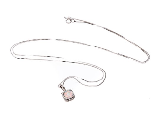 10K White Gold Opal Pendant Necklace