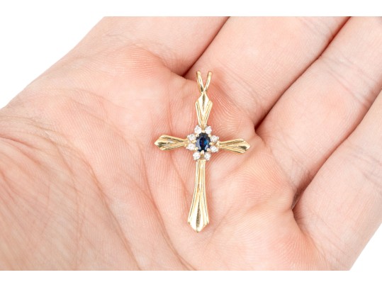 14k Yellow Gold Pretty Blue And White Halo Sapphire Cluster Ribbed Cross