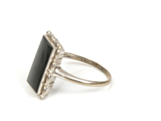 10k White Gold Simple Vintage Rectangular Profile Black Onyx Ring, Size 8.75+