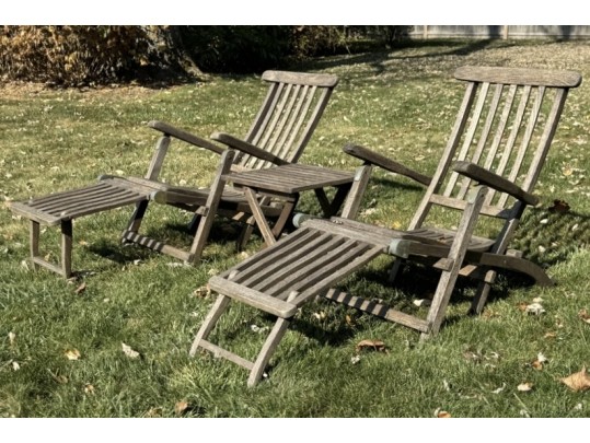 Gloucester Pair Of Teak Chaise Lounge Chairs With Side Table