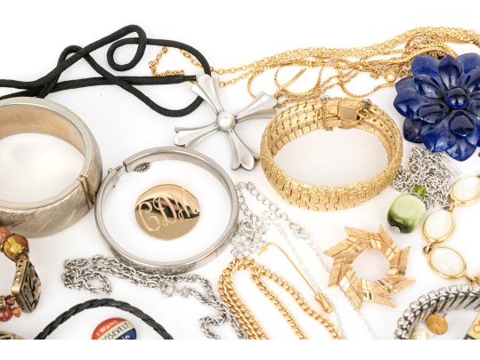 Collection Of Vintage Assorted Costume And Fashion Jewelry Pieces