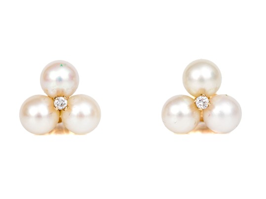 14k Yellow Gold Classic 5.25mm Trefoil Cultured Pearl Earrings, With Diamond Centers