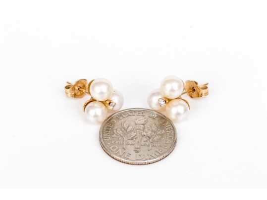 14k Yellow Gold Classic 5.25mm Trefoil Cultured Pearl Earrings, With Diamond Centers